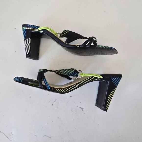 Classique Vintage Y2K Pattern Block Kitten He's Sz 7M - Picture 4 of 6